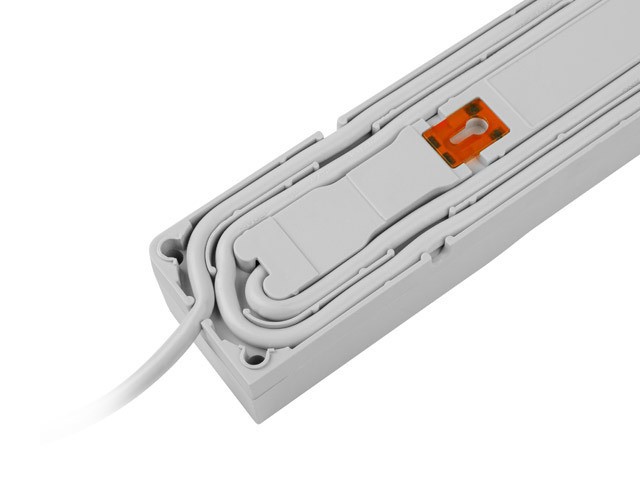 PROTECTOR CONTRA SOBRETENSIONES ARMAC Z5 5M 5X TOMAS 10A ORGANIZADOR DE CABLES GRIS 3